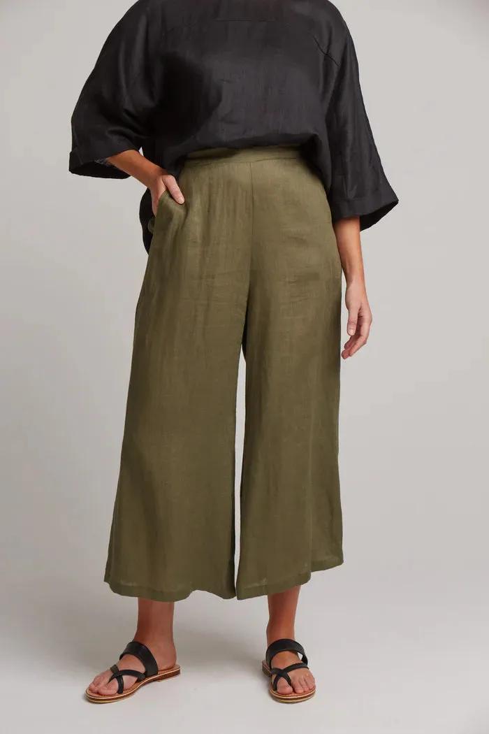 Eb & Ive Studio Crop Pant Khaki.