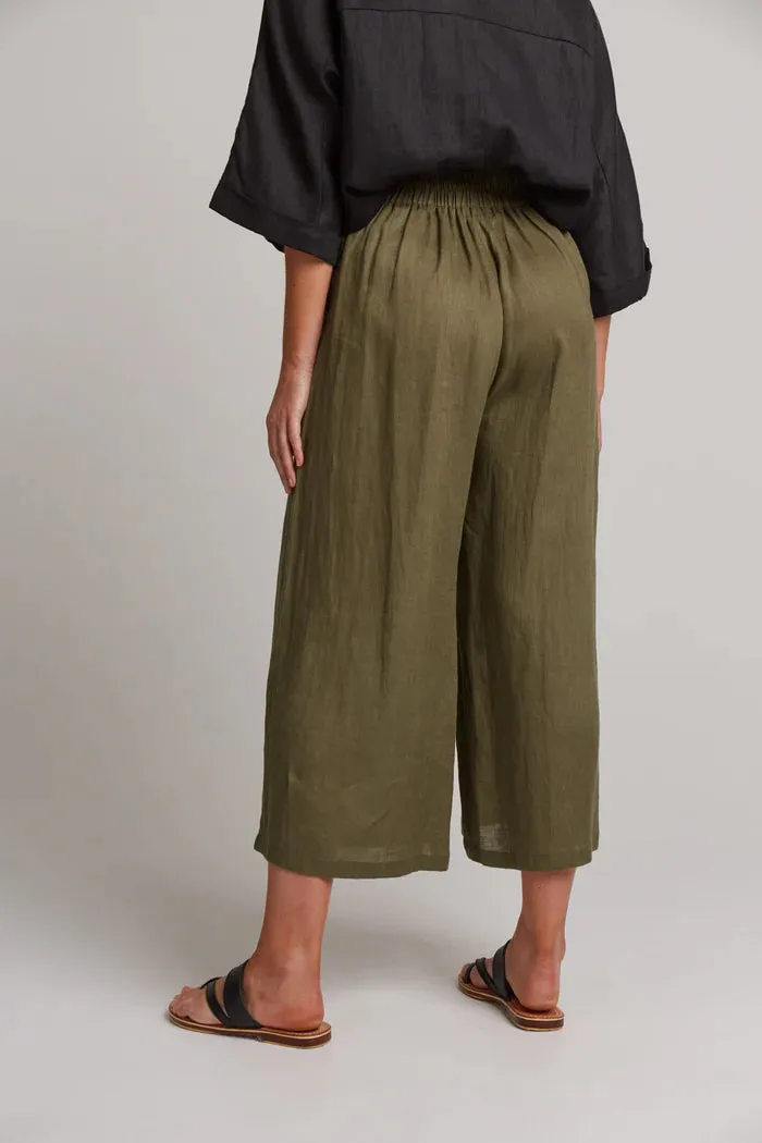 Eb & Ive Studio Crop Pant Khaki.