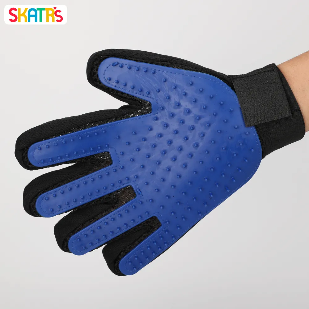 Skatrs Mess Free Deshedding Grooming Gloves for Dogs and Cats (Blue)