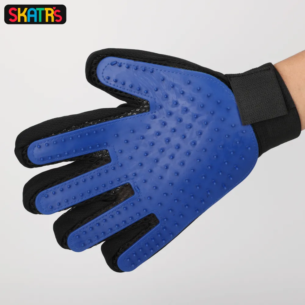 Skatrs Mess Free Deshedding Grooming Gloves for Dogs and Cats (Blue)